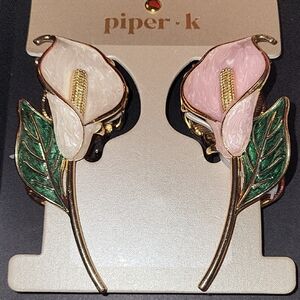 Piper K Pink and Cream Calla Lily Hair Clips Brand New.  LS